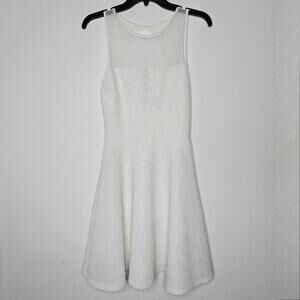 Preloved Bar III Women's Cream Dress Size Small